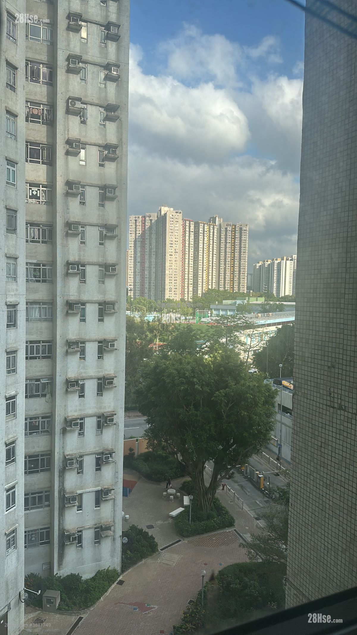 翠丽花园 售盘 3 房 591 平方尺 ( 54.9 平方米 )