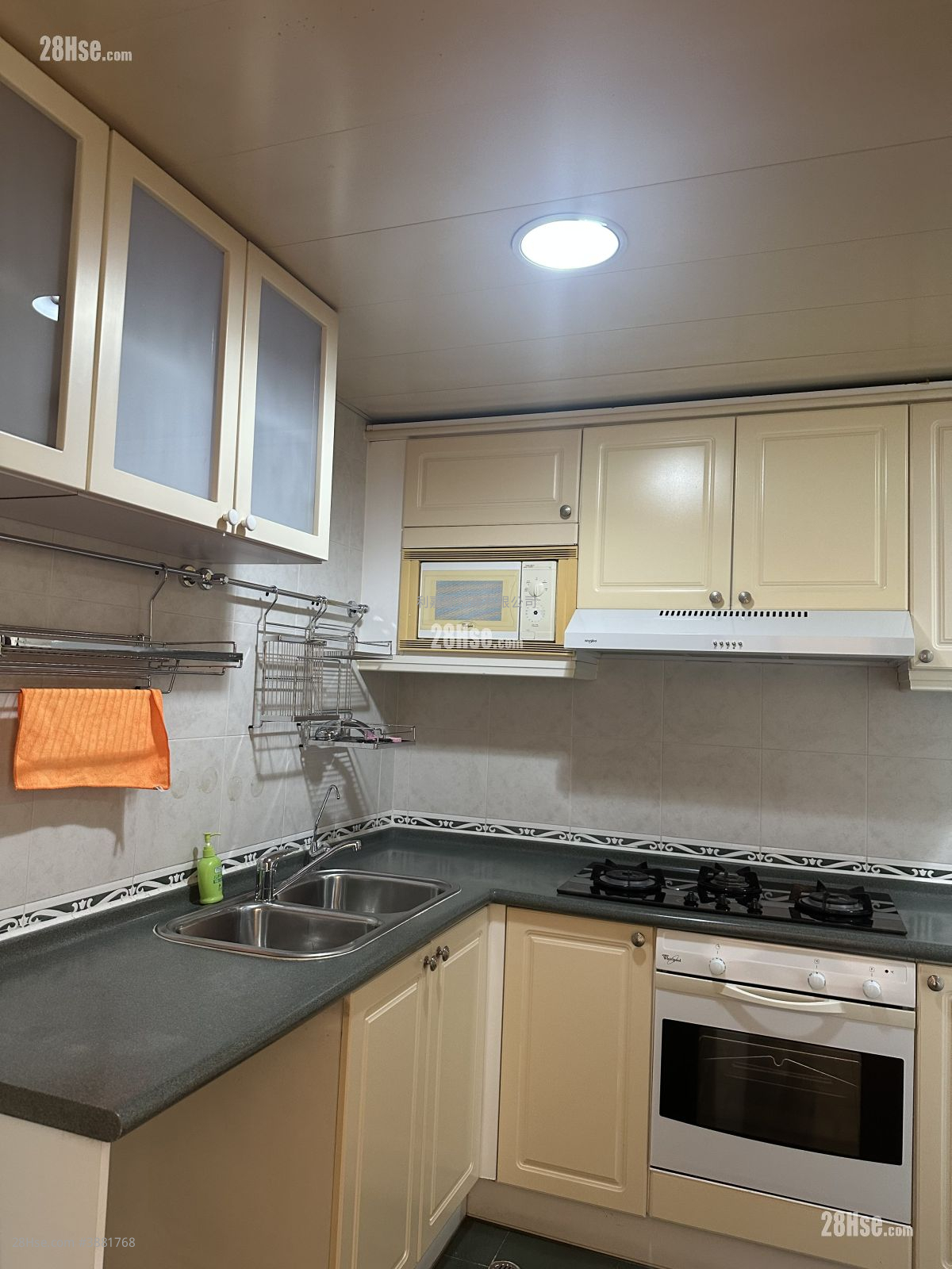 Royal Knoll Sell 4 Bedrooms 944 ft² ( 87.7 m² )