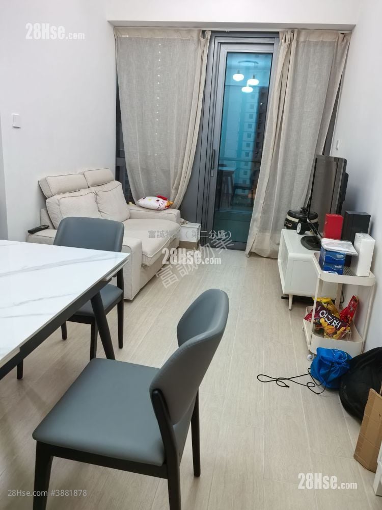 Chill Residence Rental 2 Bedrooms , 1 Bathroom 498 ft² ( 46.3 m² )