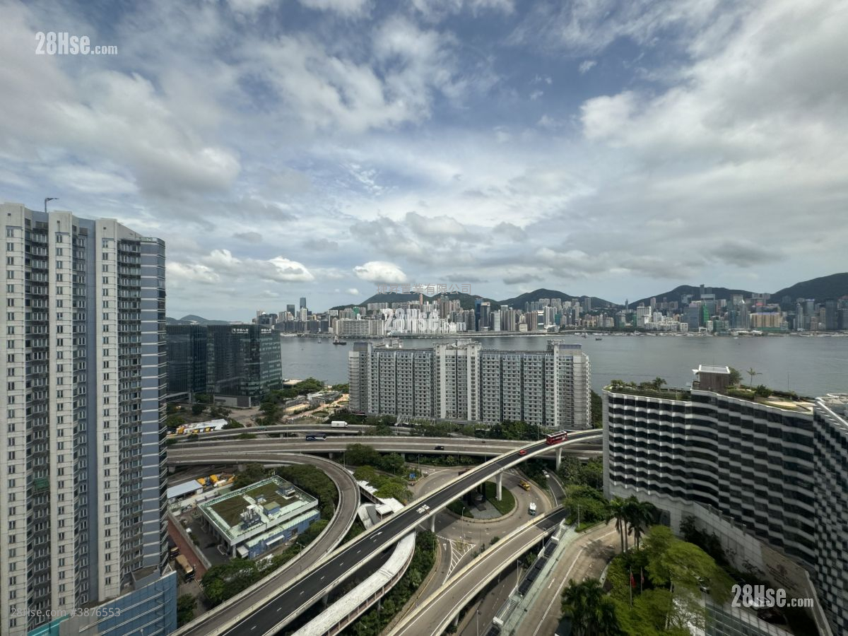 The Metropolis Residence Sell 2 Bedrooms , 1 Bathroom 464 ft² ( 43.1 m² )