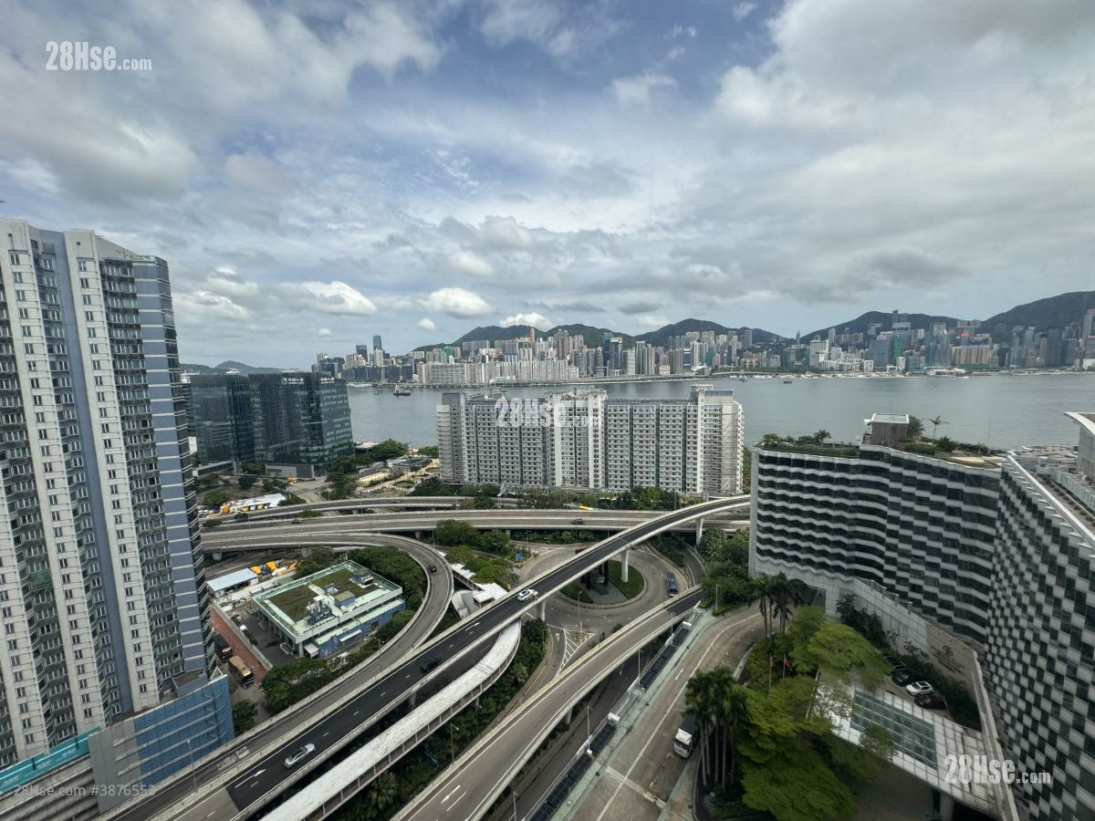 The Metropolis Residence Sell 2 Bedrooms , 1 Bathroom 464 ft² ( 43.1 m² )