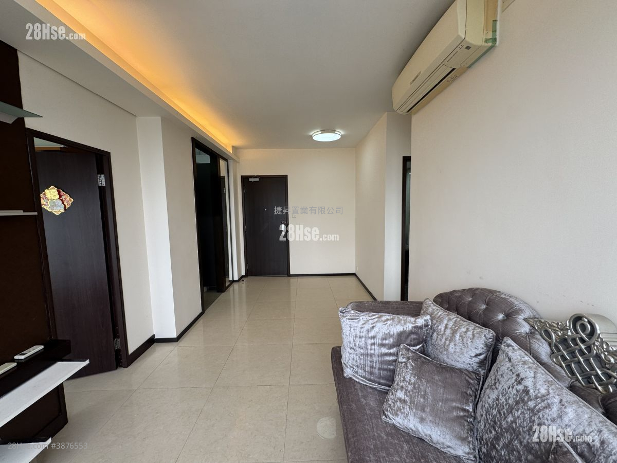 The Metropolis Residence Sell 2 Bedrooms , 1 Bathroom 464 ft² ( 43.1 m² )