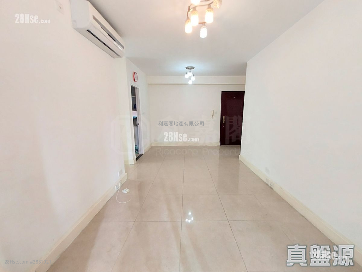 Metro Town Sell 3 Bedrooms 638 ft² ( 59.3 m² )