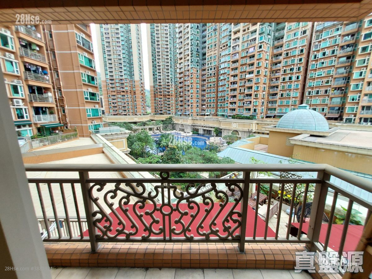 Metro Town Sell 3 Bedrooms 638 ft² ( 59.3 m² )