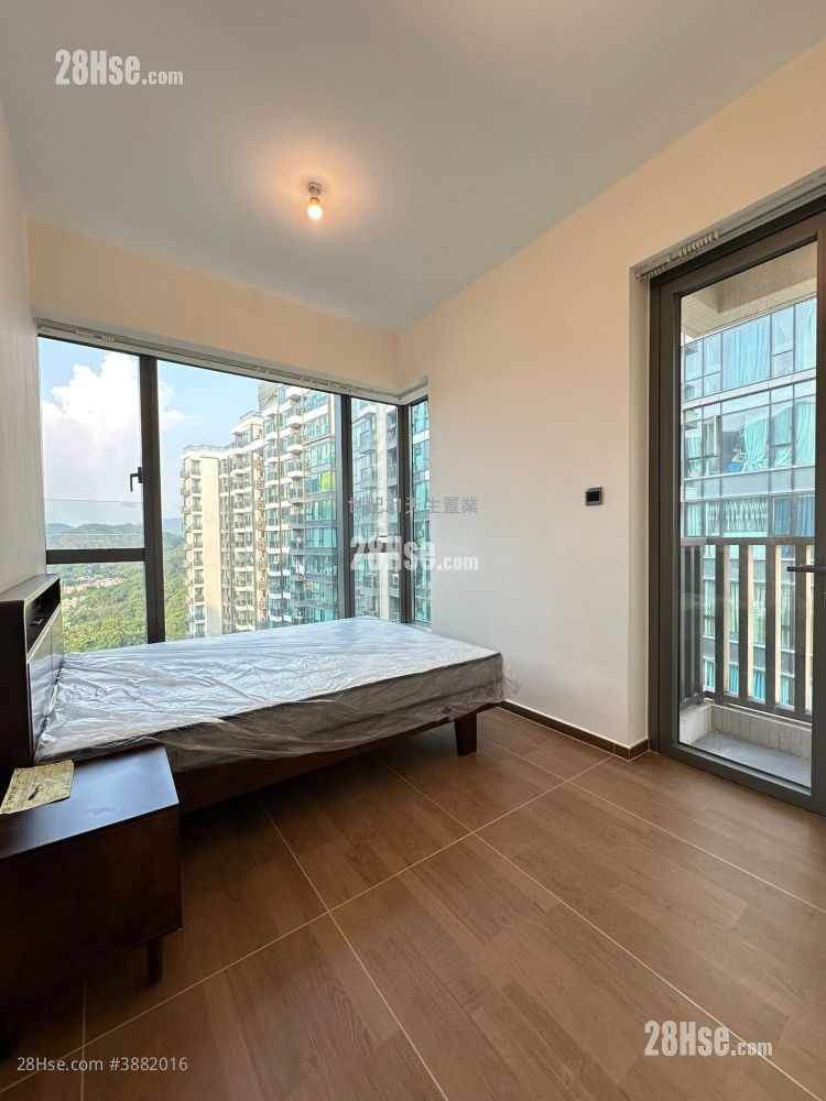 Le Pont Rental 4 Bedrooms , 1 Bathroom 797 ft² ( 74.0 m² )