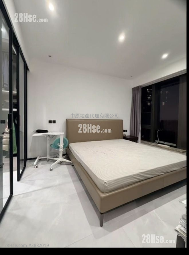 Mantin Heights Sell 4 Bedrooms , 2 Bathrooms 1,300 ft² ( 120.8 m² )