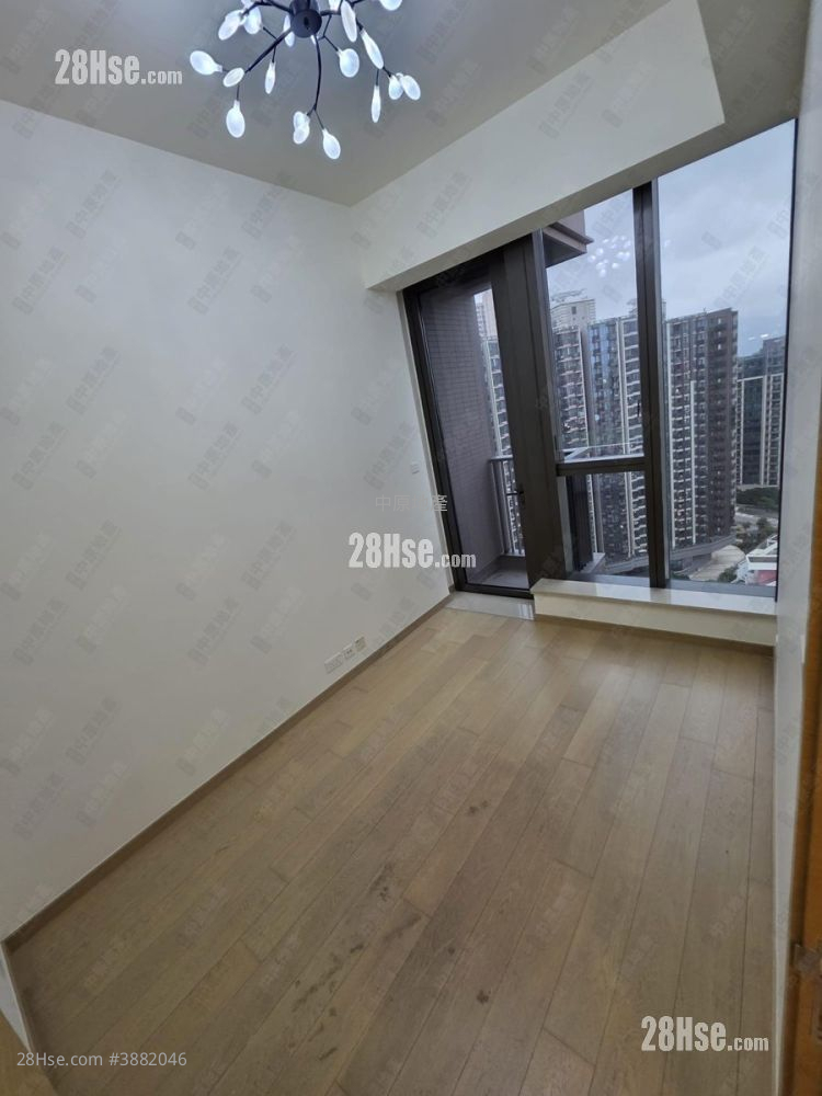Mantin Heights Rental 1 Bedroom , 1 Bathroom 399 ft² ( 37.1 m² )