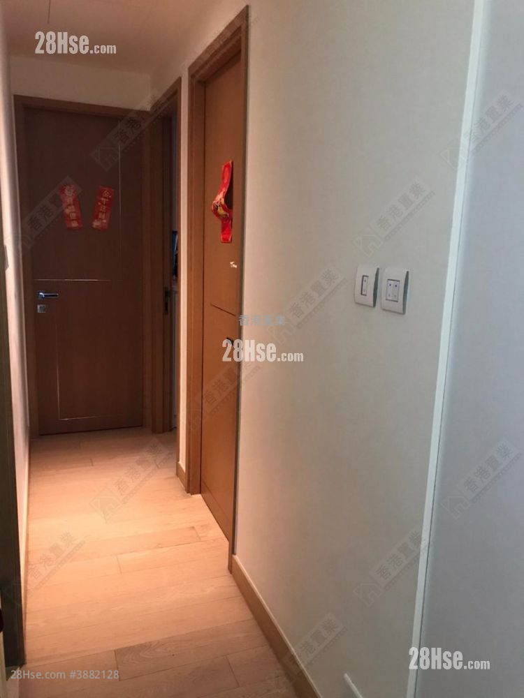 One Homantin Sell 3 Bedrooms , 2 Bathrooms 736 ft² ( 68.4 m² )