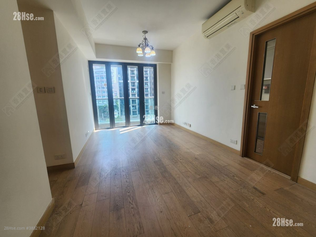 One Homantin Sell 3 Bedrooms , 2 Bathrooms 736 ft² ( 68.4 m² )