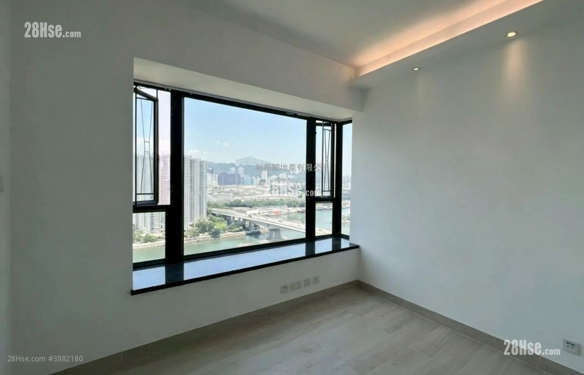 Villa Esplanada Rental 3 Bedrooms , 1 Bathroom 498 ft² ( 46.3 m² )