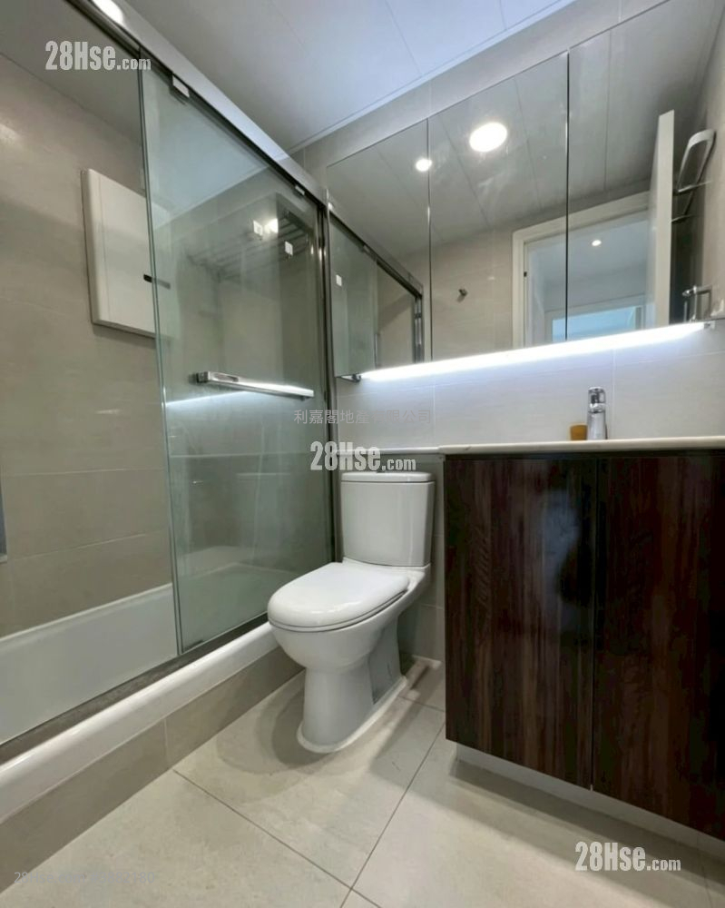 Villa Esplanada Rental 3 Bedrooms , 1 Bathroom 498 ft² ( 46.3 m² )