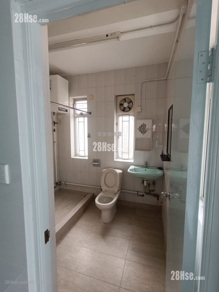 Chinese Mansion Rental 2 Bedrooms , 1 Bathroom 150 ft² ( 13.9 m² )