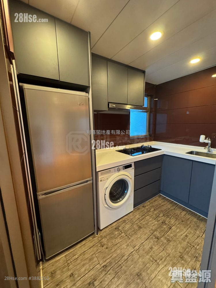 Grand Promenade Rental 1 Bedroom , 1 Bathroom 503 ft² ( 46.7 m² )