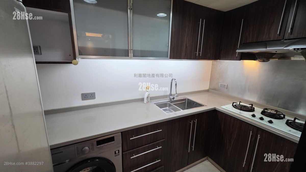 Belvedere Garden Sell 3 Bedrooms , 2 Bathrooms 728 ft² ( 67.6 m² )