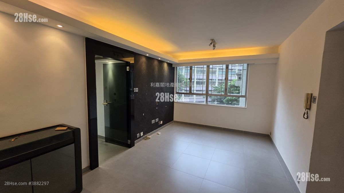 Belvedere Garden Sell 3 Bedrooms , 2 Bathrooms 728 ft² ( 67.6 m² )