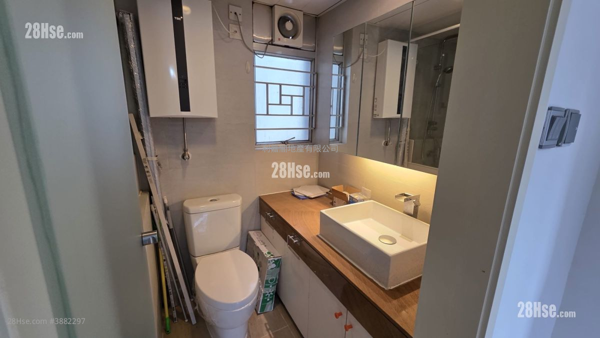 Belvedere Garden Sell 3 Bedrooms , 2 Bathrooms 728 ft² ( 67.6 m² )