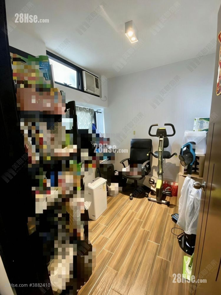 Tai Hing Gardens Sell 2 Bedrooms 419 ft² ( 38.9 m² )