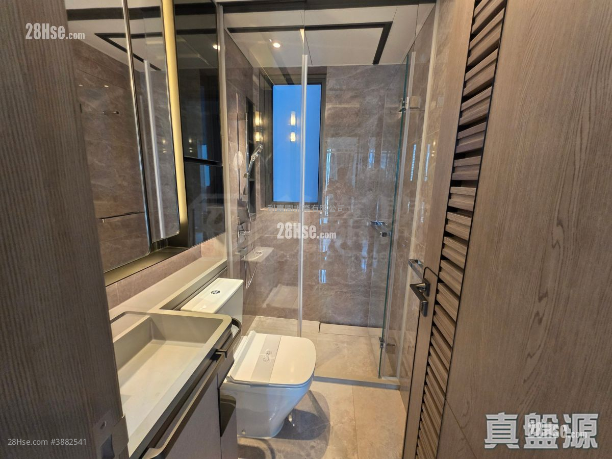 Cullinan Sky Rental 460 ft² ( 42.7 m² )