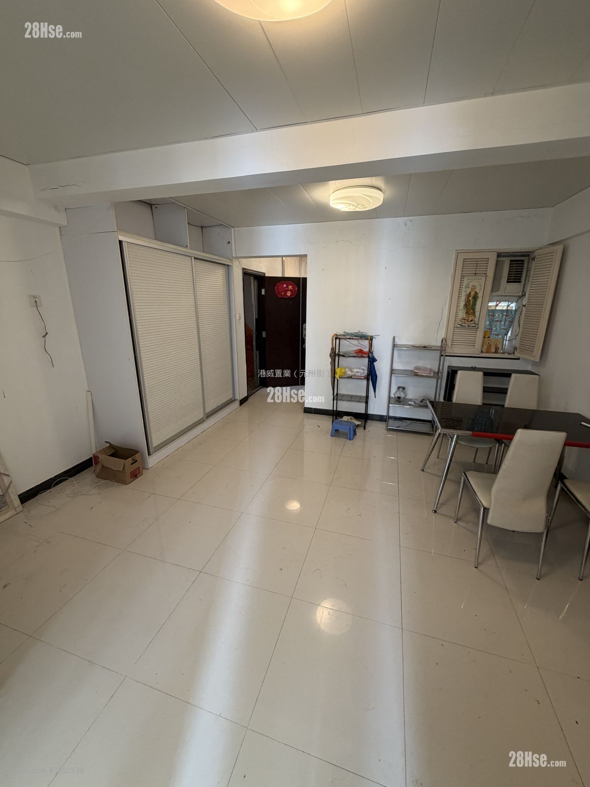 Fuk Wing Building Rental 2 Bedrooms , 1 Bathroom 473 ft² ( 43.9 m² )