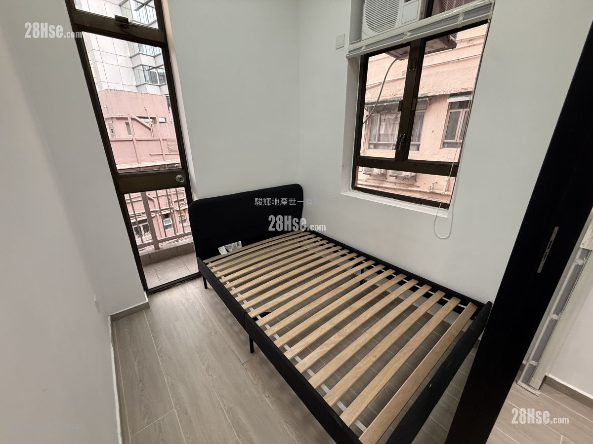 Ocean View Court Rental 1 Bathroom 180 ft² ( 16.7 m² )