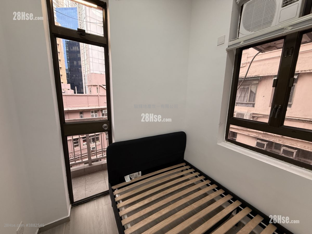 Ocean View Court Rental 1 Bathroom 180 ft² ( 16.7 m² )