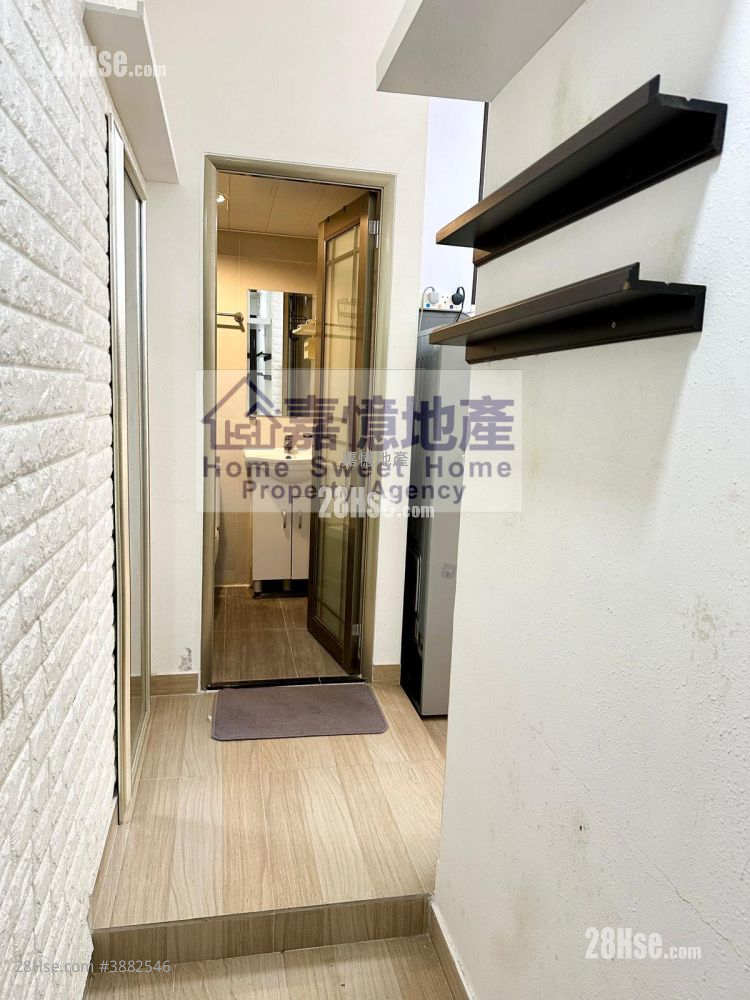 Apartment Rental Studio , 1 Bathroom 200 ft² ( 18.6 m² )