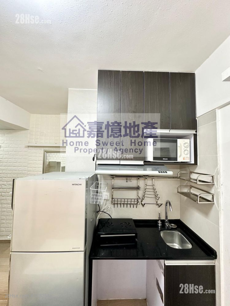 Apartment Rental Studio , 1 Bathroom 200 ft² ( 18.6 m² )
