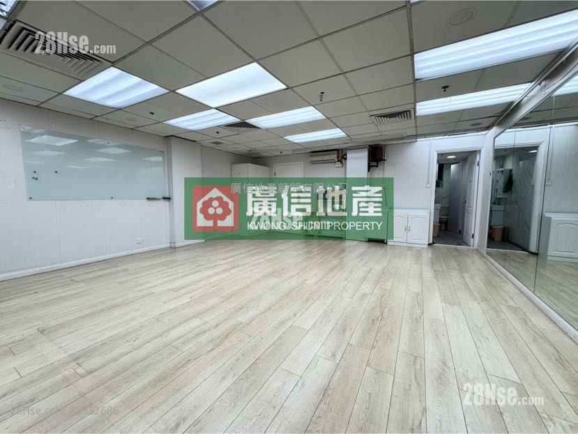 Bangkok Bank Building Rental Studio , 1 Toilet 837 ft² ( 77.8 m² )