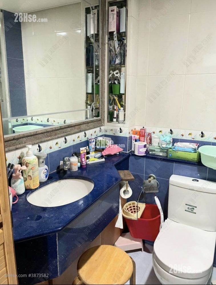 Horae Place Sell 2 Bedrooms , 1 Bathroom 424 ft² ( 39.4 m² )