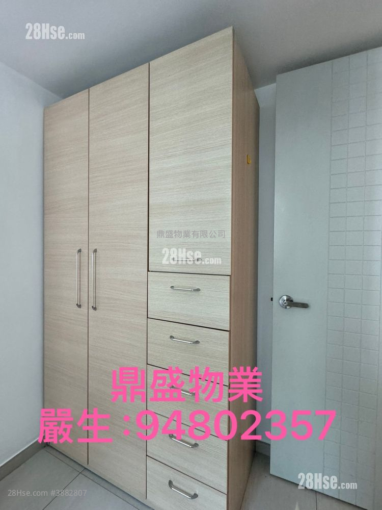Tung Fong Building Sell 2 Bedrooms , 1 Bathroom 423 ft² ( 39.3 m² )