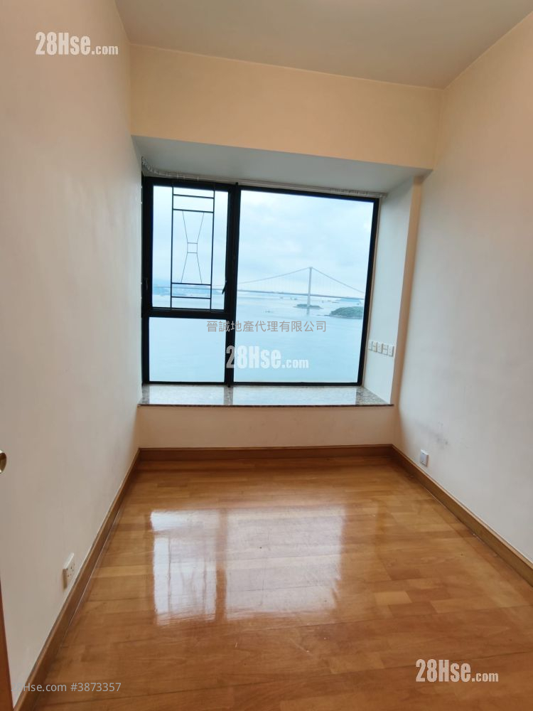 Ocean Pointe Sell 4 Bedrooms , 2 Bathrooms 778 ft² ( 72.3 m² )