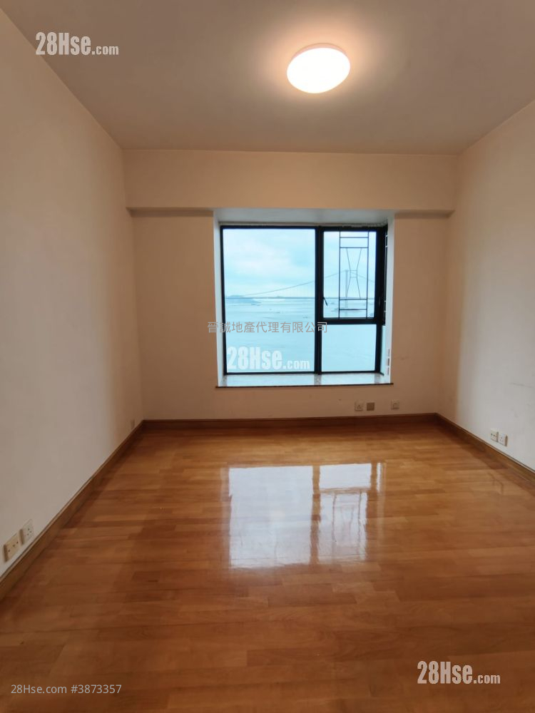 Ocean Pointe Sell 4 Bedrooms , 2 Bathrooms 778 ft² ( 72.3 m² )