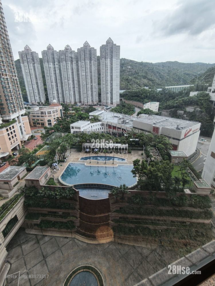 Ocean Pointe Sell 4 Bedrooms , 2 Bathrooms 778 ft² ( 72.3 m² )