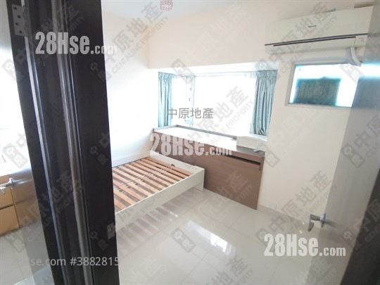 Tsuen Kam Centre Rental 2 Bedrooms , 1 Bathroom 378 ft² ( 35.1 m² )