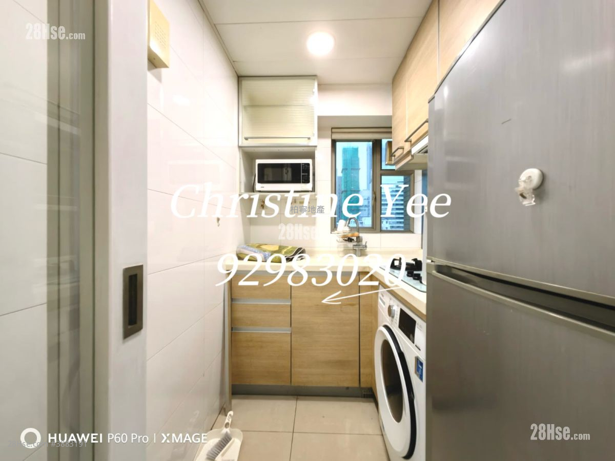 The Zenith Rental 2 Bedrooms , 1 Bathroom 471 ft² ( 43.8 m² )
