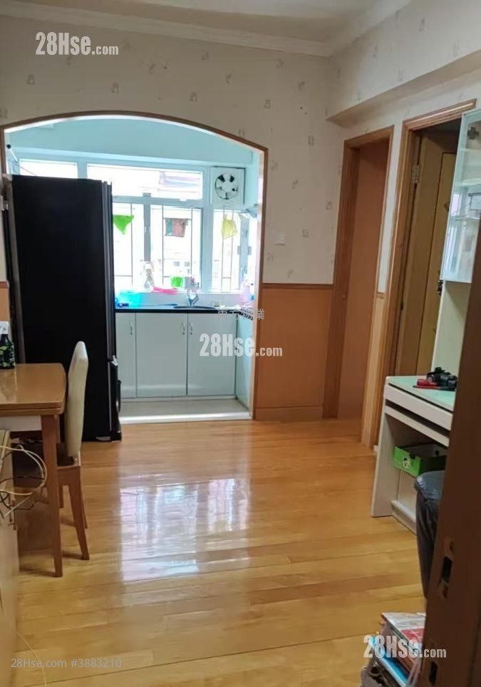 Hang Ying House Sell 2 Bedrooms , 1 Bathroom 358 ft² ( 33.3 m² )