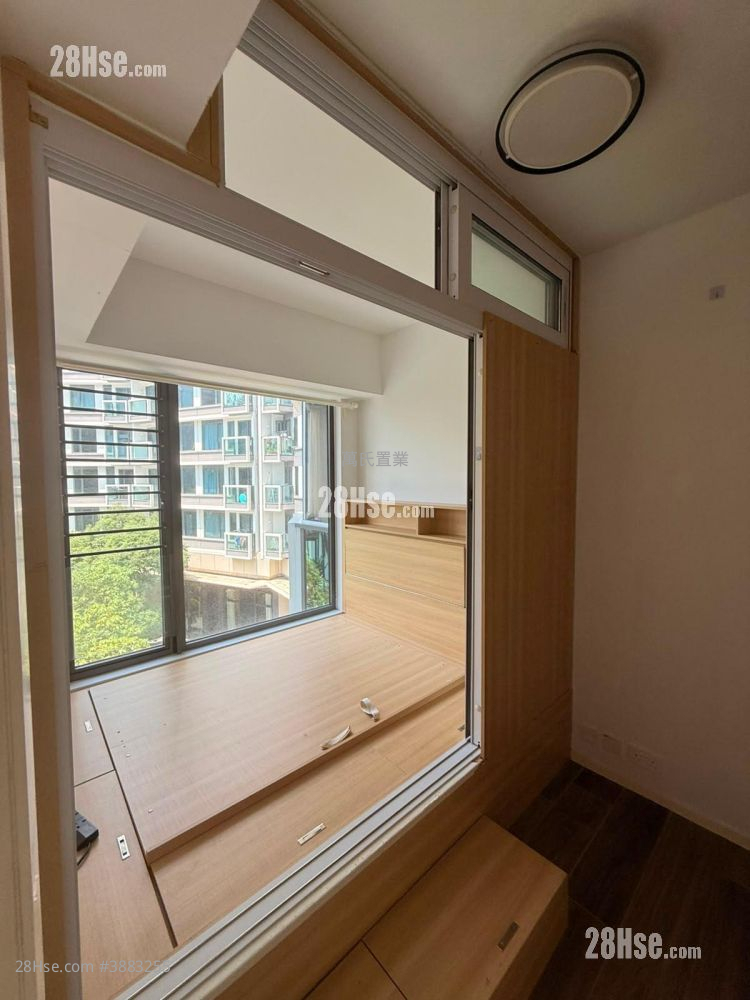 The Carmel Sell 1 Bedroom , 1 Bathroom 365 ft² ( 33.9 m² )