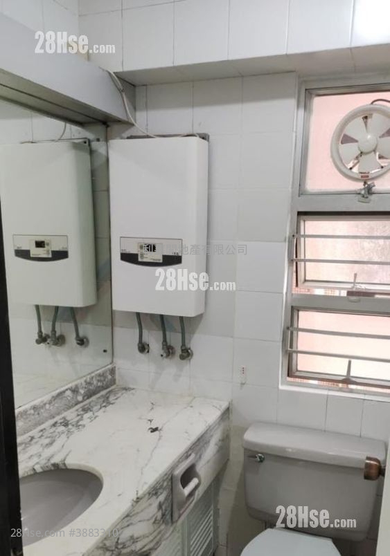 Greenfield Garden Rental 2 Bedrooms , 1 Bathroom 383 ft² ( 35.6 m² )