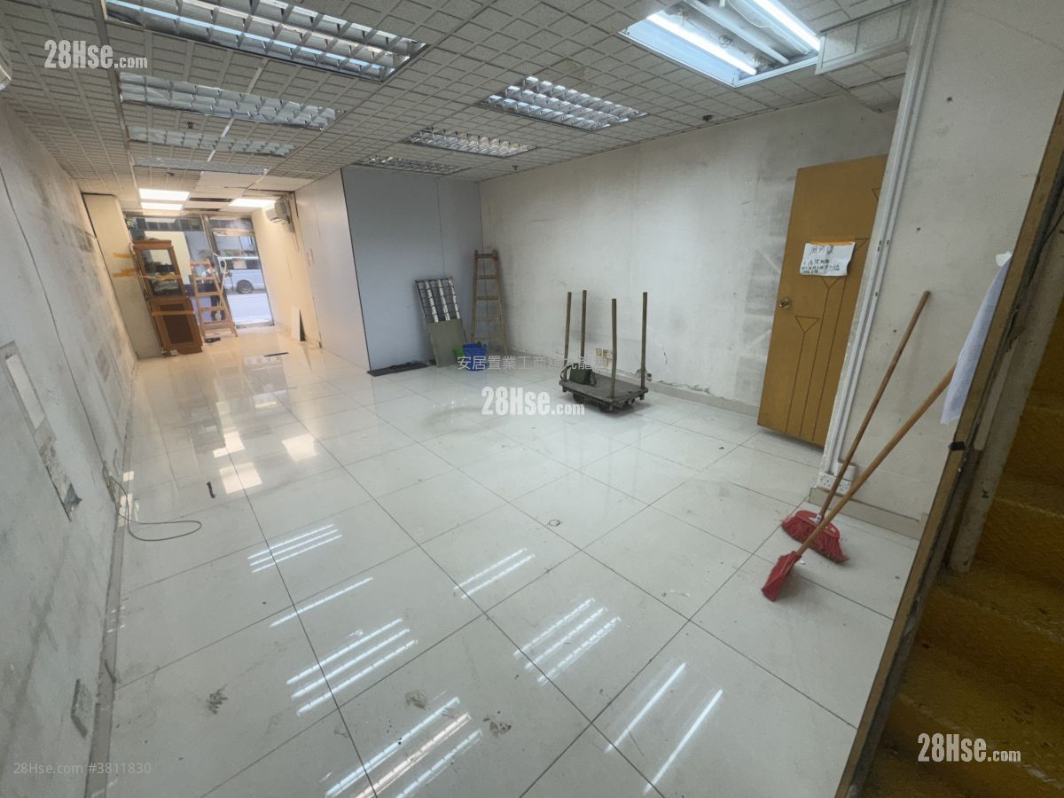 Proficient Industrial Centre Rental 1 Toilet