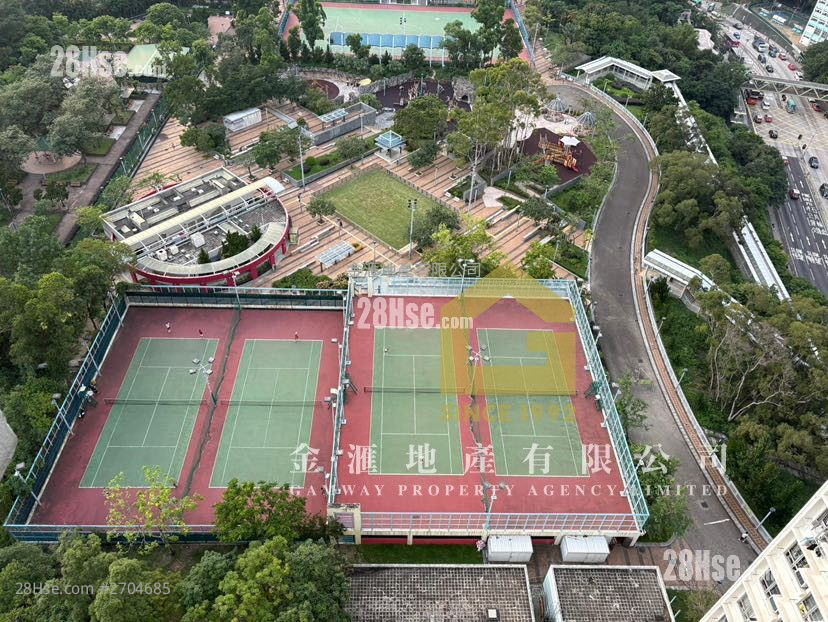 Choi Hing Court Sell 1 Bedroom , 1 Bathroom 389 ft² ( 36.1 m² )