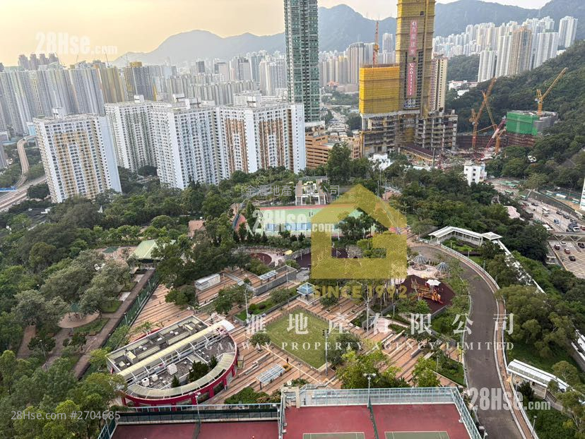 Choi Hing Court Sell 1 Bedroom , 1 Bathroom 389 ft² ( 36.1 m² )