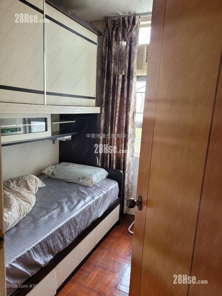 Prime View Garden Sell 2 Bedrooms 405 ft² ( 37.6 m² )