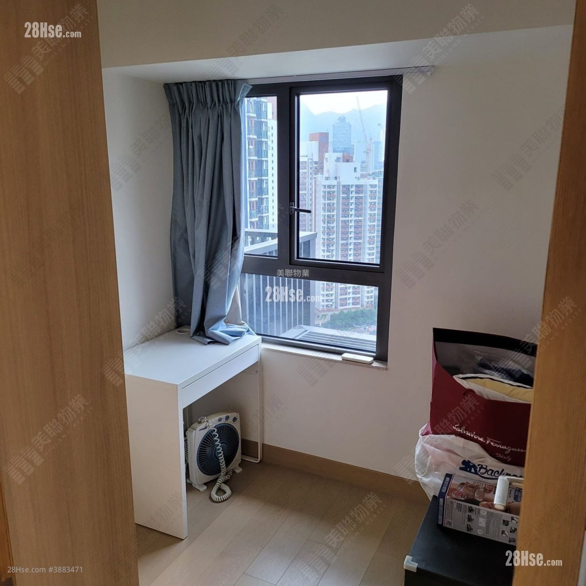 Victoria Skye Sell 2 Bedrooms , 1 Bathroom 468 ft² ( 43.5 m² )