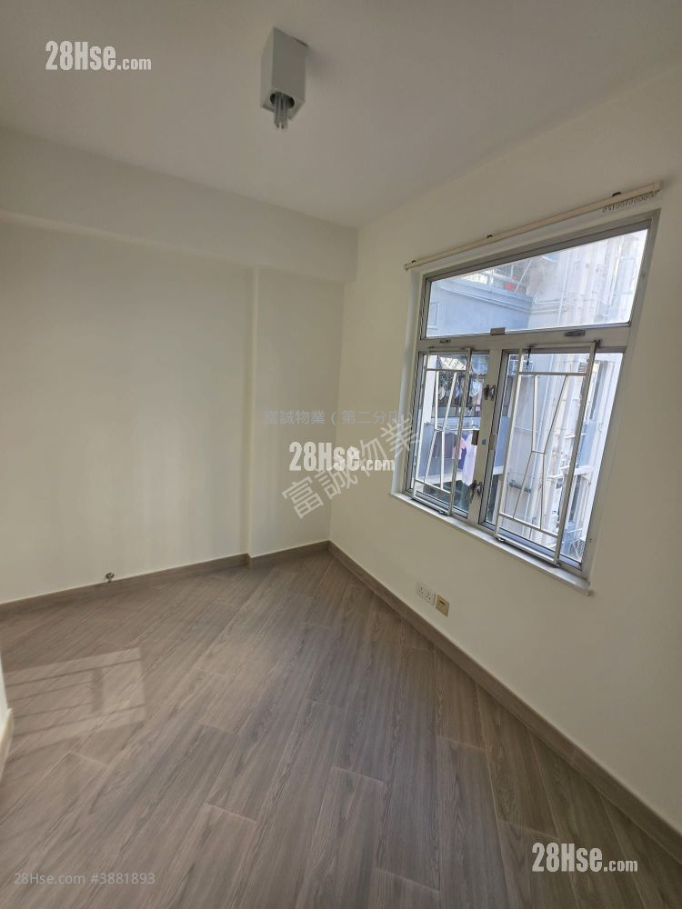 Yau Tong Centre Rental 2 Bedrooms , 1 Bathroom 475 ft² ( 44.1 m² )