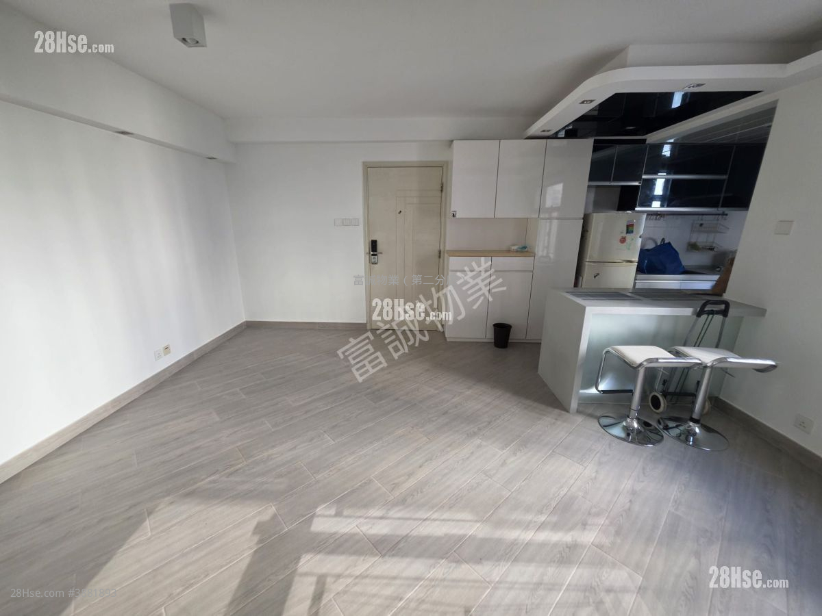 Yau Tong Centre Rental 2 Bedrooms , 1 Bathroom 475 ft² ( 44.1 m² )