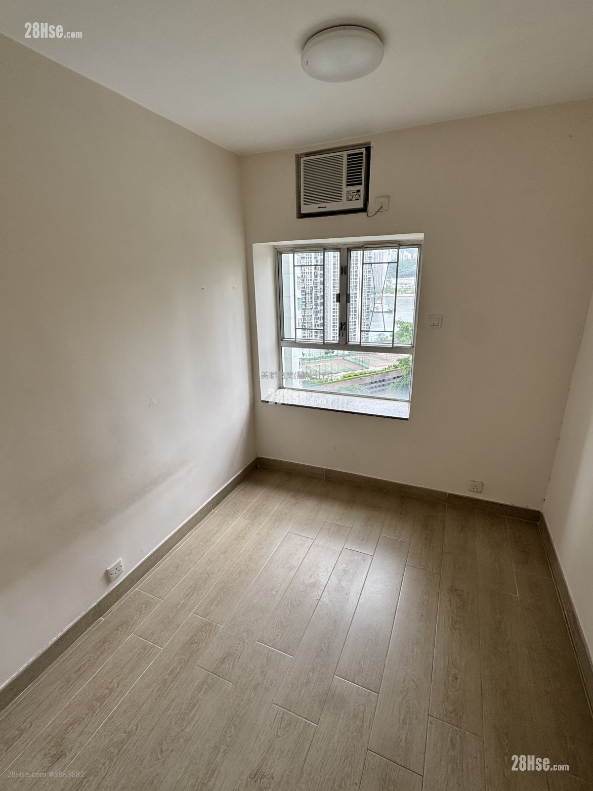 Belvedere Garden Sell 3 Bedrooms 668 ft² ( 62.1 m² )