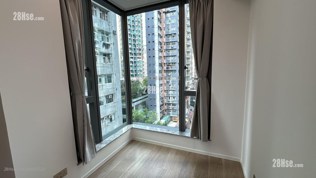 Spring Garden Rental 2 Bedrooms , 1 Bathroom 398 ft² ( 37.0 m² )