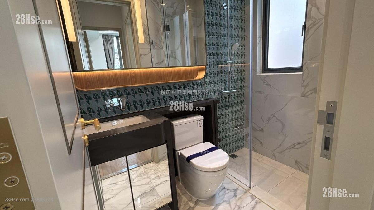 Spring Garden Rental 2 Bedrooms , 1 Bathroom 398 ft² ( 37.0 m² )