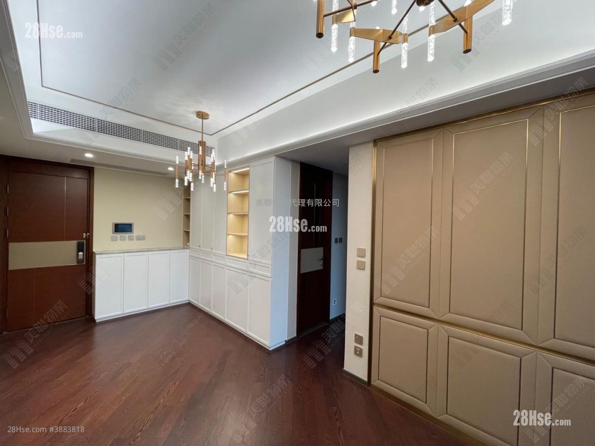 The Vertex Sell 3 Bedrooms , 1 Bathroom 639 ft² ( 59.4 m² )