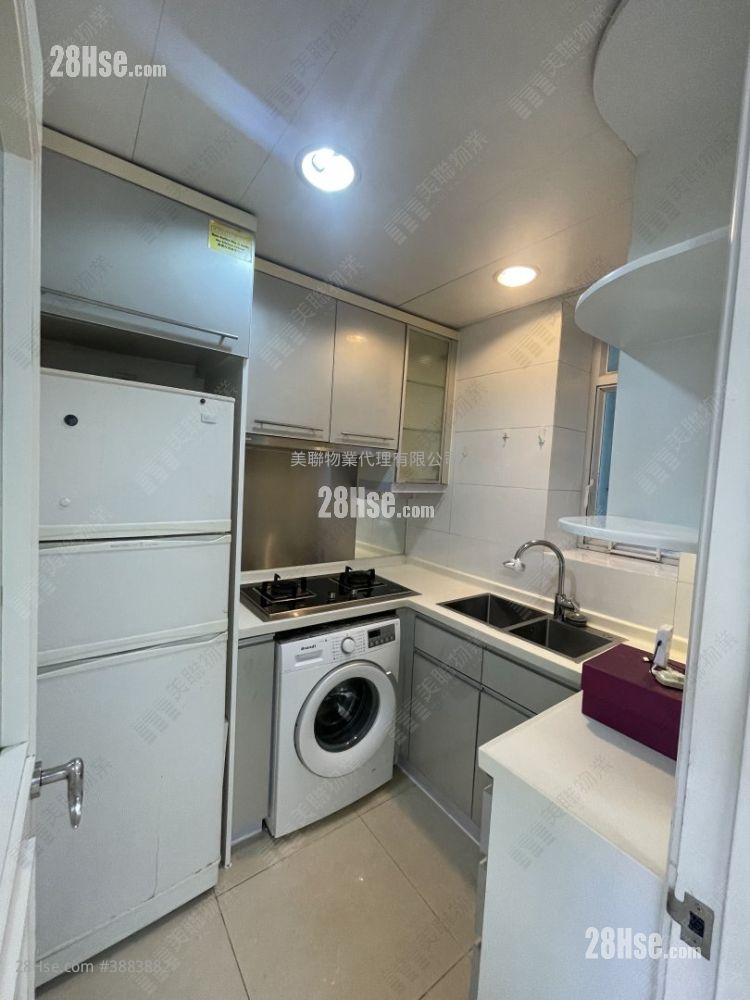 Metro Town Sell 3 Bedrooms 642 ft² ( 59.6 m² )